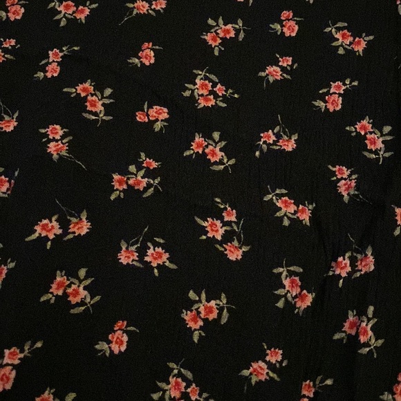 Vanilla Star Floral Boho Cropped Blouse - Picture 8 of 14